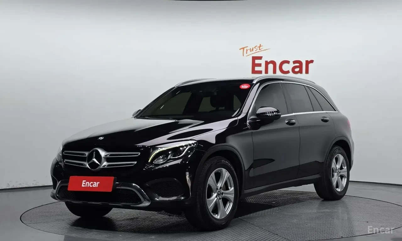 Mercedes-Benz GLC 220 d* PANO | Auto.bg — изображение 1 Mercedes-Benz GLC 220 d* PANO | Auto.bg — изображение 1