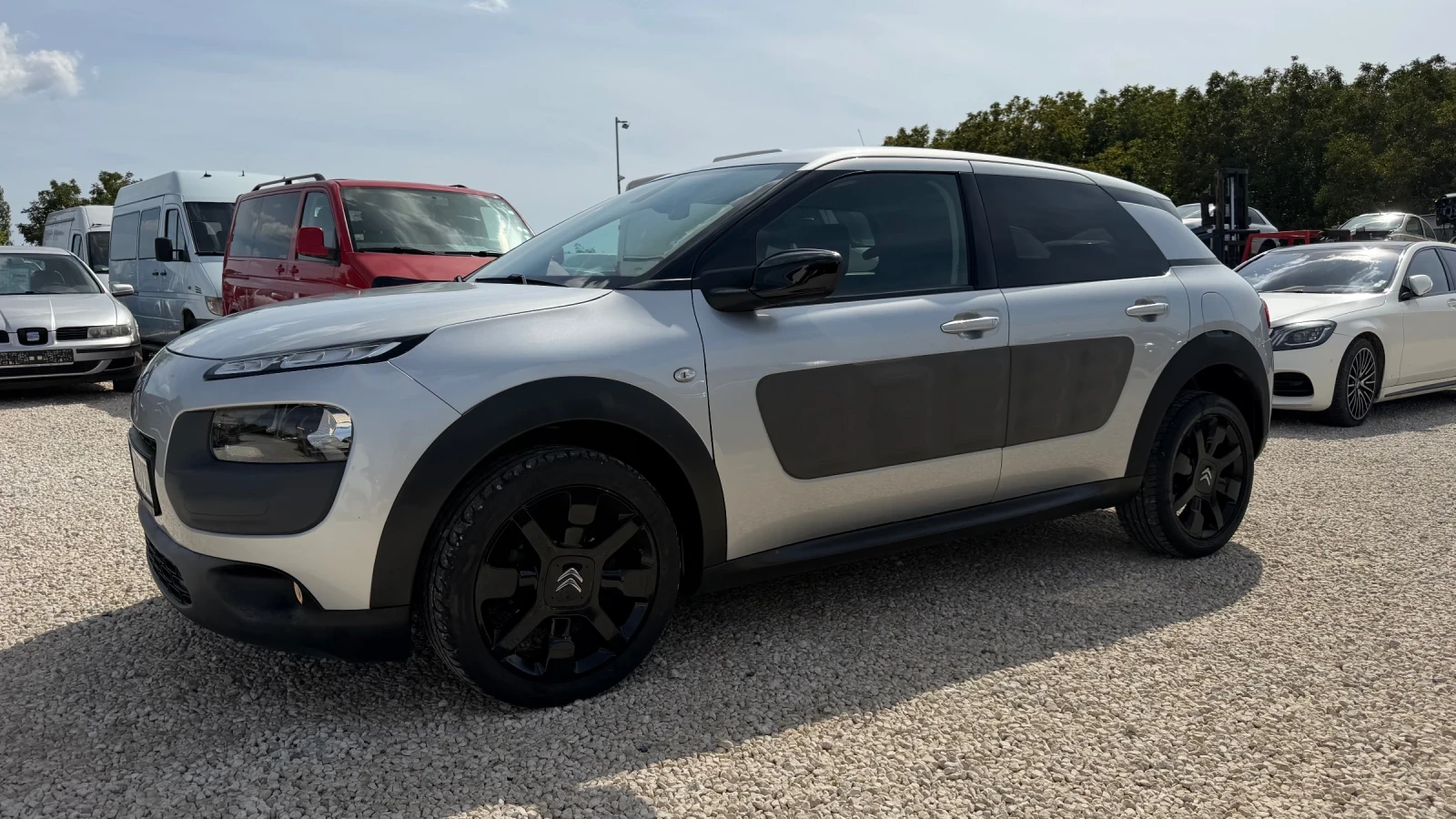 Citroen C4 Cactus 1.6HDI АВТОМАТИК БАРТЕР ЛИЗИНГ | Auto.bg — изображение 1 Citroen C4 Cactus 1.6HDI АВТОМАТИК БАРТЕР ЛИЗИНГ | Auto.bg — изображение 1