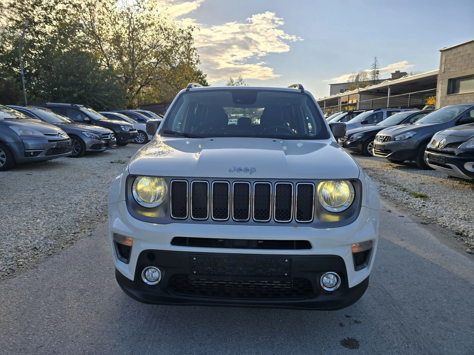 Jeep Renegade 1.6mjt 120к.с Business  - изображение 5 | Auto.bg Jeep Renegade 1.6mjt 120к.с Business  - изображение 5
