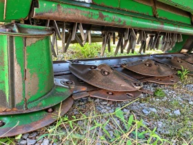 Сенокосачка John Deere 1365 с лента и кондиционер | Auto.bg — изображение 4 Сенокосачка John Deere 1365 с лента и кондиционер | Auto.bg — изображение 4