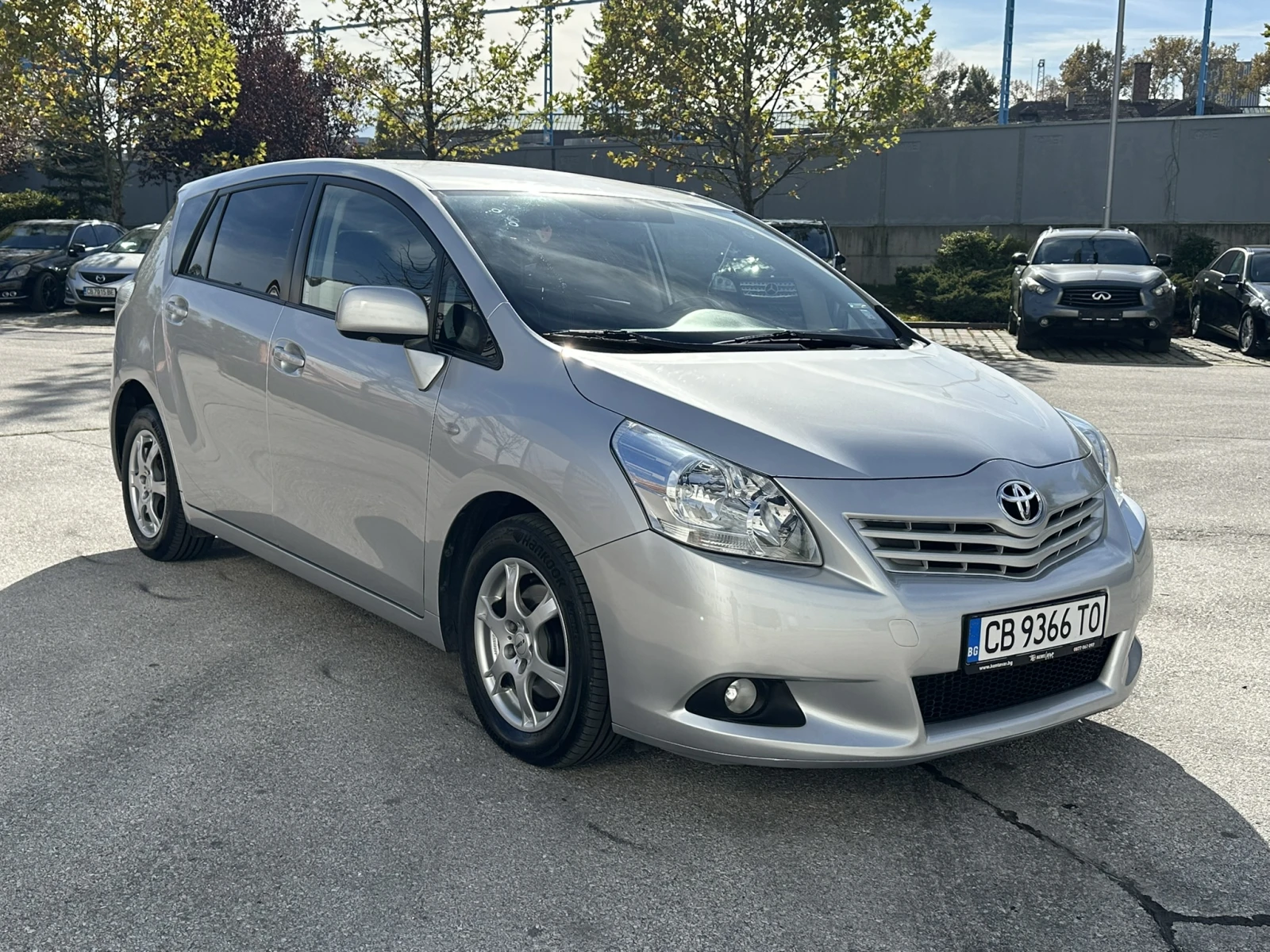Toyota Verso 2.0d 126 к.с./7-места - изображение 6 | Auto.bg Toyota Verso 2.0d 126 к.с./7-места - изображение 6