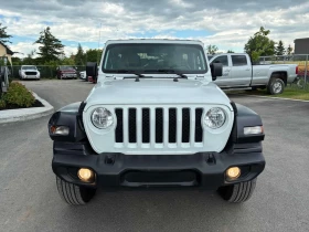 Jeep Wrangler Unlimited Sport S * CARFAX * АВТОКРЕДИТ * | Auto.bg — изображение 5 Jeep Wrangler Unlimited Sport S * CARFAX * АВТОКРЕДИТ * | Auto.bg — изображение 5