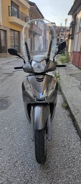 Honda Sh undefined | Auto.bg — изображение 2 Honda Sh undefined | Auto.bg — изображение 2