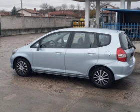 Honda Jazz 1.2 DSSI 77к.с. Като Нова!!! - 6499 лв. / 3322.89 € - 22673571 8 | Car24.bg Honda Jazz 1.2 DSSI 77к.с. Като Нова!!! - 6499 лв. / 3322.89 € - 22673571 8
