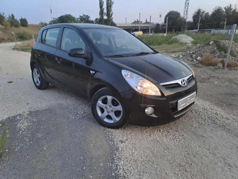 Hyundai I20 1.3i ESKLUZIVE SPEZIALL - 2812 € - 17798643 1 | Car24.bg Hyundai I20 1.3i ESKLUZIVE SPEZIALL - 2812 € - 17798643 1