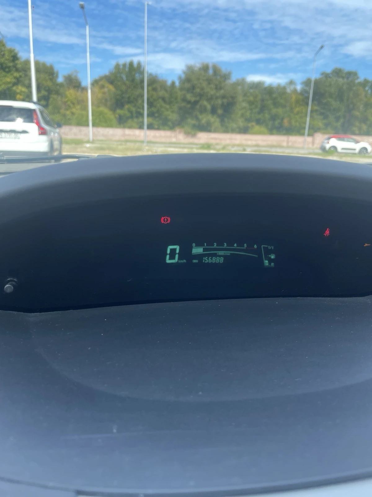 Toyota Yaris 1.4d, 90 kс - изображение 9 | Auto.bg Toyota Yaris 1.4d, 90 kс - изображение 9