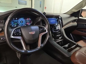 Cadillac Escalade * PREMIUM LUXURY * CARFAX* ПОДГРЕВ* ОБДУХВАНЕ* | Auto.bg — изображение 10 Cadillac Escalade * PREMIUM LUXURY * CARFAX* ПОДГРЕВ* ОБДУХВАНЕ* | Auto.bg — изображение 10