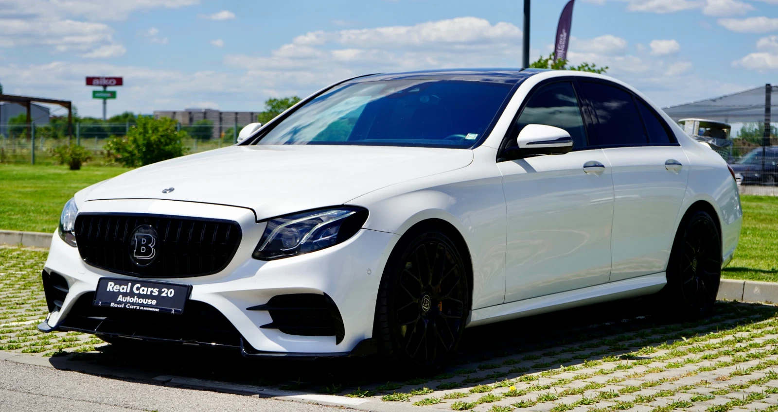 Mercedes-Benz E 450 4 MATIC* BRABUS* 360 CAM* DISTR* KEYLESS* BURM* HU | Auto.bg — изображение 1 Mercedes-Benz E 450 4 MATIC* BRABUS* 360 CAM* DISTR* KEYLESS* BURM* HU | Auto.bg — изображение 1