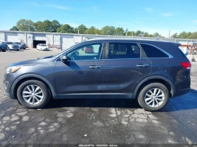 Kia Sorento 3.3L V-6 DI, DOHC, VVT, 290HP Front Wheel Drive - 13400 лв. / 6851.31 € - 85124730 6 | Car24.bg Kia Sorento 3.3L V-6 DI, DOHC, VVT, 290HP Front Wheel Drive - 13400 лв. / 6851.31 € - 85124730 6