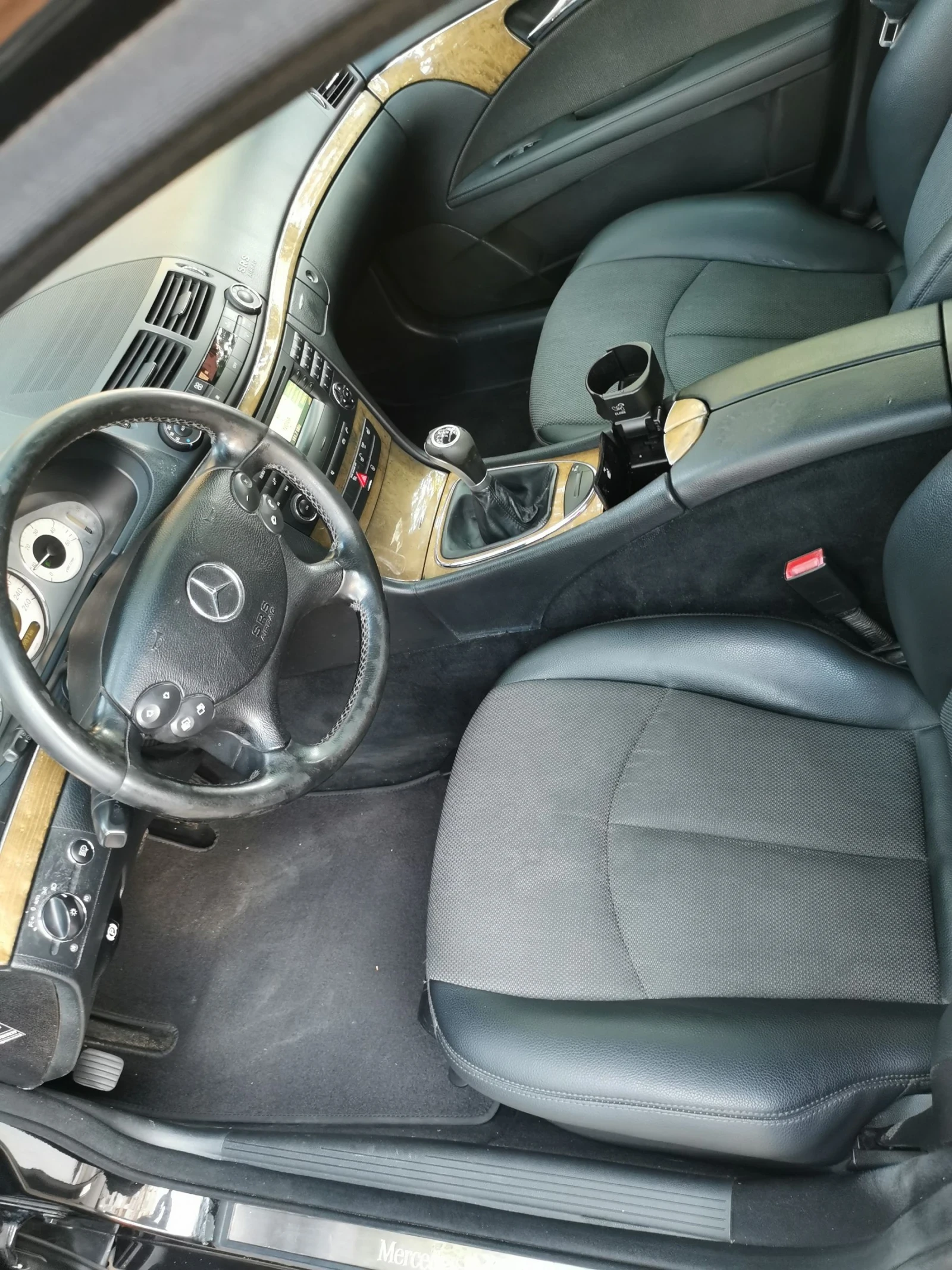 Mercedes-Benz E 220 2.2 cdi 170к  - изображение 9 | Auto.bg Mercedes-Benz E 220 2.2 cdi 170к  - изображение 9
