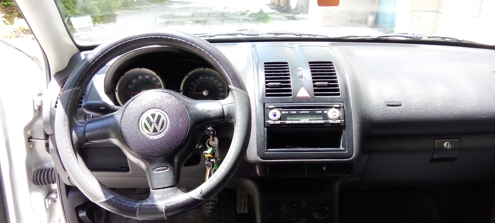 VW Polo 1, 4 16v Газ /Бензин - изображение 4 | Auto.bg VW Polo 1, 4 16v Газ /Бензин - изображение 4