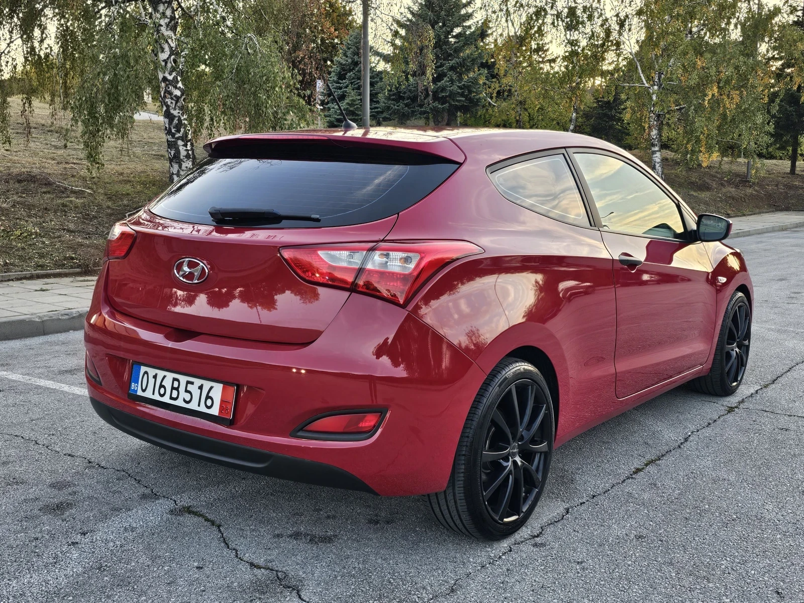 Hyundai I30 1.4 16V -99к.с Sport купе - изображение 8 | Auto.bg Hyundai I30 1.4 16V -99к.с Sport купе - изображение 8