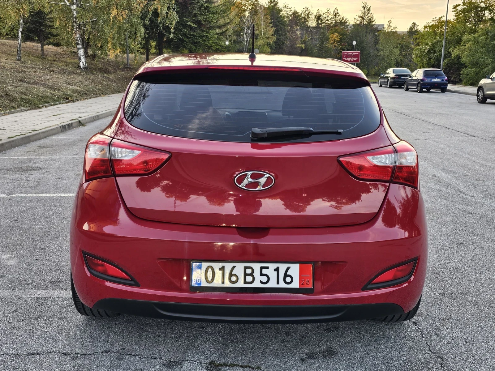Hyundai I30 1.4 16V -99к.с Sport купе - изображение 7 | Auto.bg Hyundai I30 1.4 16V -99к.с Sport купе - изображение 7