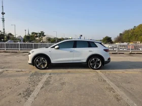 Audi Q4 40 Premium - САМО 30% АВАНС - 33678 € - 60477472 8 | Car24.bg Audi Q4 40 Premium - САМО 30% АВАНС - 33678 € - 60477472 8