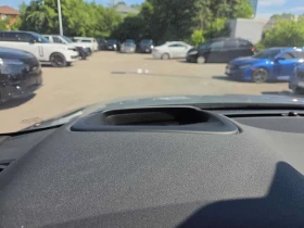 Land Rover Range Rover Evoque * First Edition * CARFAX * ЦЕНА ДО БГ | Auto.bg — изображение 6 Land Rover Range Rover Evoque * First Edition * CARFAX * ЦЕНА ДО БГ | Auto.bg — изображение 6