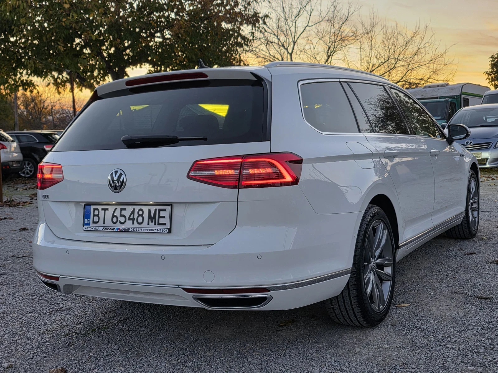 VW Passat GTE PLUG-IN HYBRID 218 К.С. / ДИГИТАЛ / ЛЕД / 360 - изображение 4 | Auto.bg VW Passat GTE PLUG-IN HYBRID 218 К.С. / ДИГИТАЛ / ЛЕД / 360 - изображение 4
