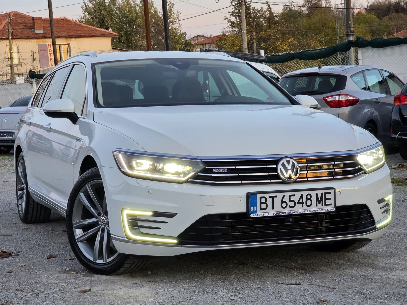 VW Passat GTE PLUG-IN HYBRID 218 К.С. / ДИГИТАЛ / ЛЕД / 360 - изображение 2 | Auto.bg VW Passat GTE PLUG-IN HYBRID 218 К.С. / ДИГИТАЛ / ЛЕД / 360 - изображение 2