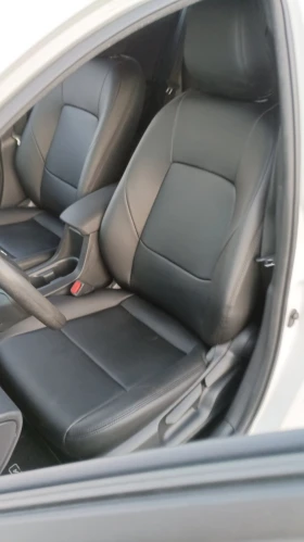 Toyota Corolla 1.8 хибрид | Auto.bg — изображение 7 Toyota Corolla 1.8 хибрид | Auto.bg — изображение 7