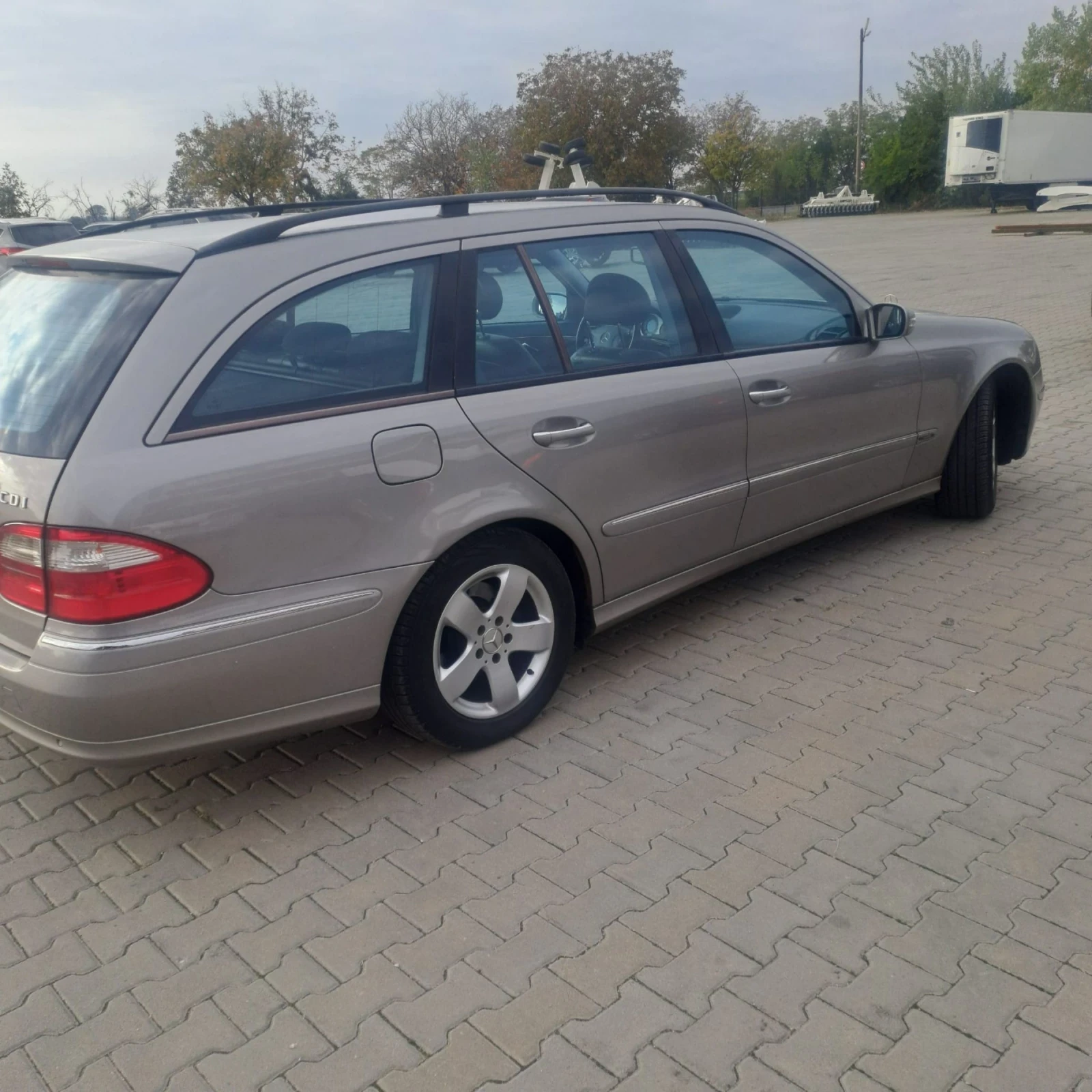 Mercedes-Benz E 220 CDI - изображение 3 | Auto.bg Mercedes-Benz E 220 CDI - изображение 3