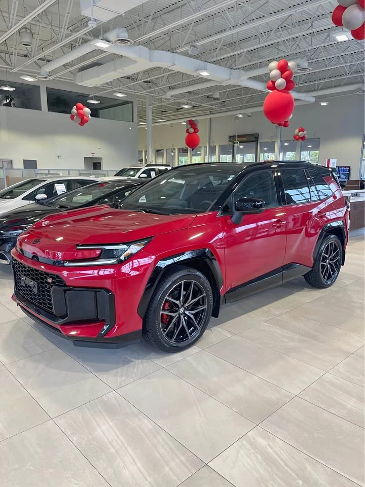 Toyota Rav4 Gr Sport Plug-In Hybrid / Цена до България !!! | Auto.bg — изображение 1 Toyota Rav4 Gr Sport Plug-In Hybrid / Цена до България !!! | Auto.bg — изображение 1