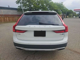 Volvo V90 Cross Country T6 AWD CARFAX | Auto.bg — изображение 13 Volvo V90 Cross Country T6 AWD CARFAX | Auto.bg — изображение 13