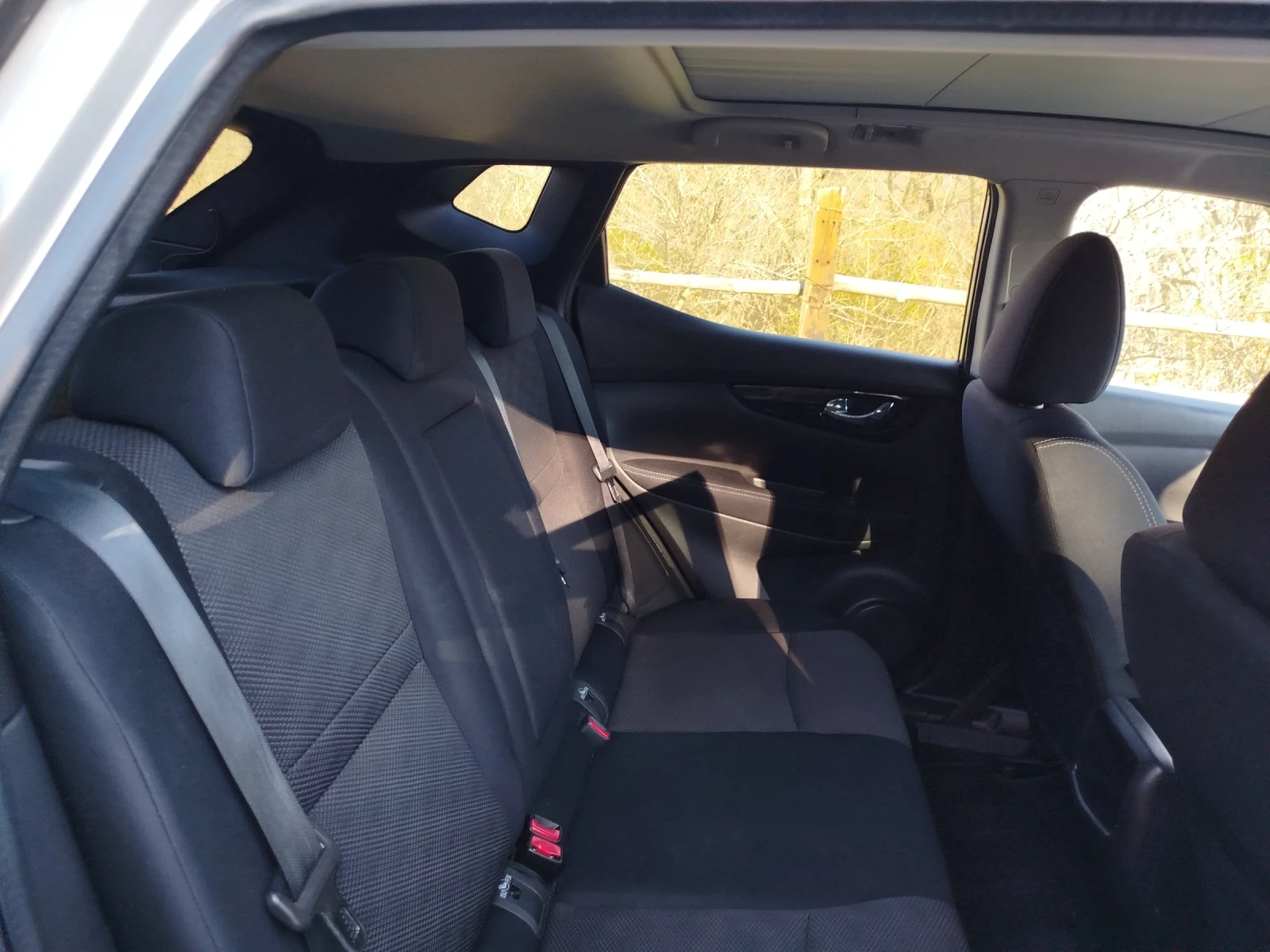 Nissan Qashqai 1.2 DIG-T - изображение 10 | Auto.bg Nissan Qashqai 1.2 DIG-T - изображение 10