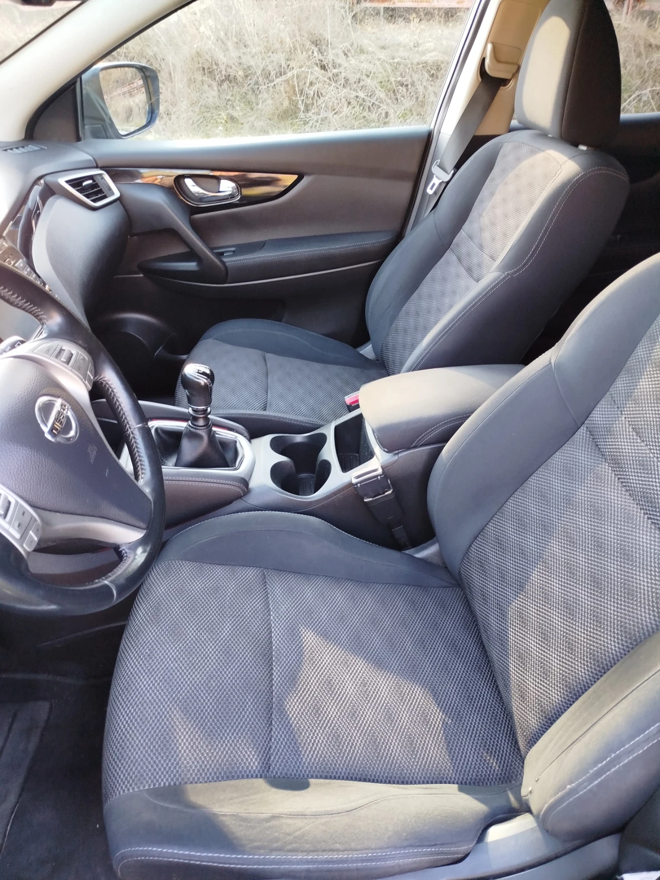 Nissan Qashqai 1.2 DIG-T - изображение 8 | Auto.bg Nissan Qashqai 1.2 DIG-T - изображение 8
