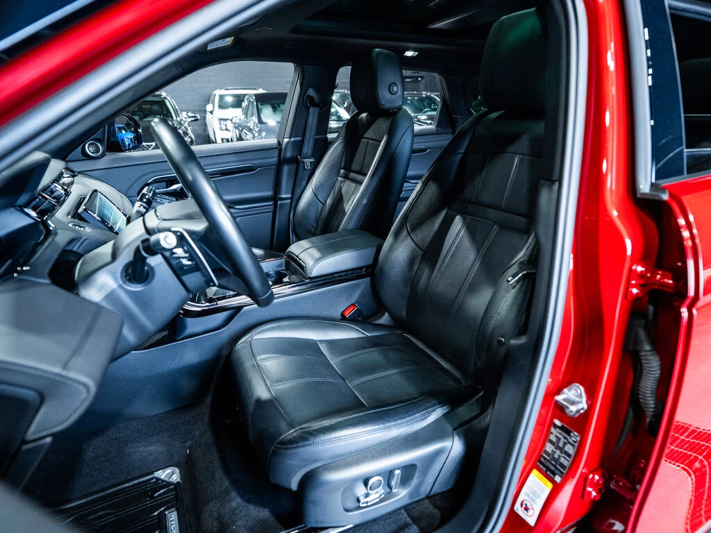 Land Rover Evoque P-300 R-DYNAMIC SE AWD - изображение 9 | Auto.bg Land Rover Evoque P-300 R-DYNAMIC SE AWD - изображение 9