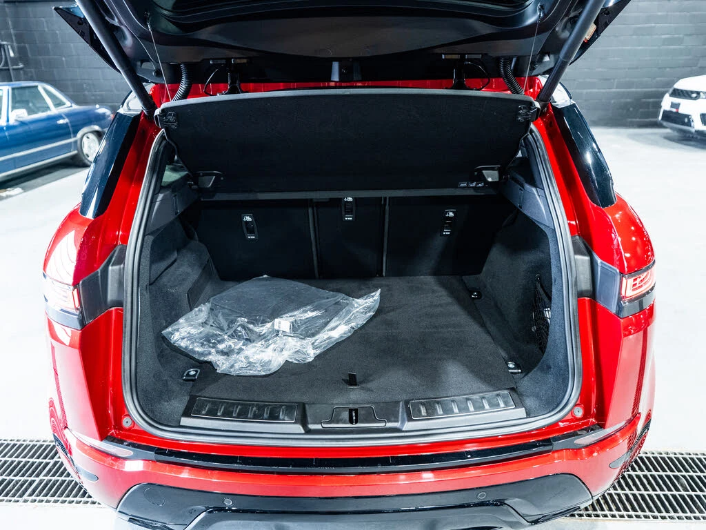 Land Rover Evoque P-300 R-DYNAMIC SE AWD - изображение 7 | Auto.bg Land Rover Evoque P-300 R-DYNAMIC SE AWD - изображение 7