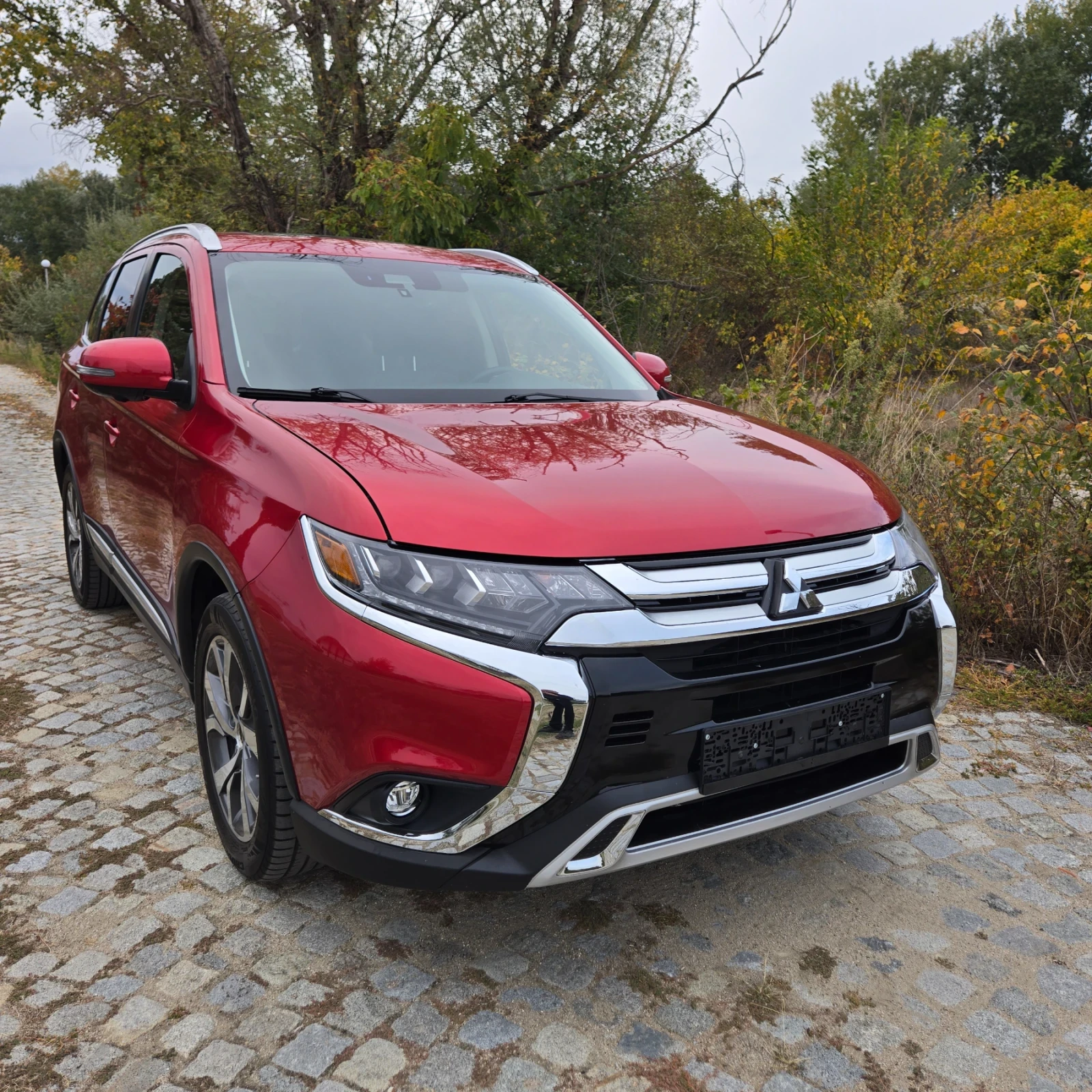 Mitsubishi Outlander 3.0L, GT-V6, 4x4, 7места, 360-CAMERA | Auto.bg — изображение 1 Mitsubishi Outlander 3.0L, GT-V6, 4x4, 7места, 360-CAMERA | Auto.bg — изображение 1