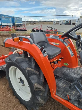Трактор Kubota undefined | Auto.bg — изображение 4 Трактор Kubota undefined | Auto.bg — изображение 4