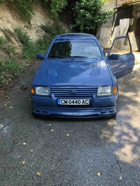 Снимка Ford Escort
