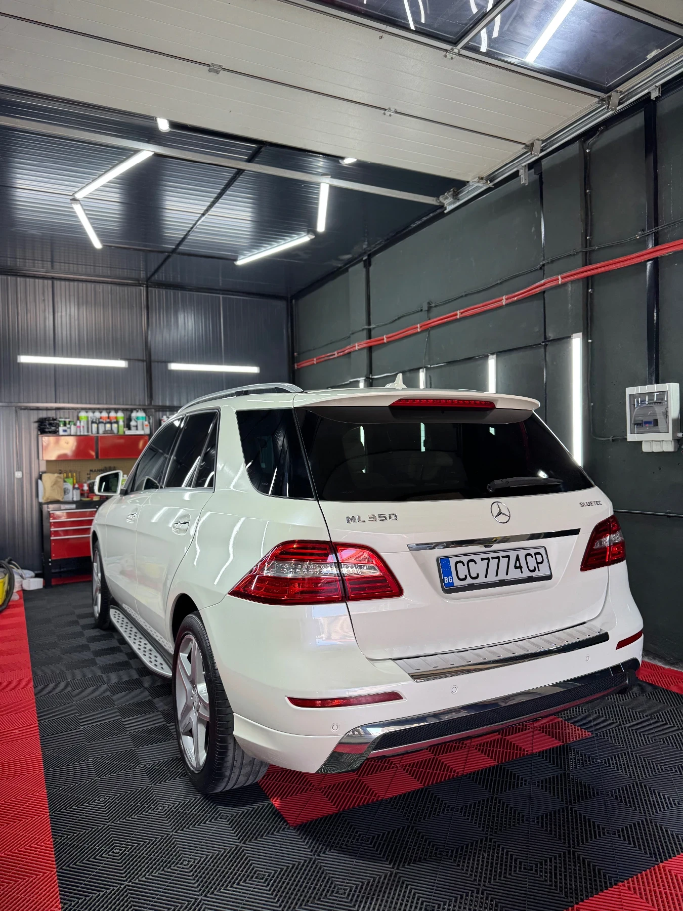 Mercedes-Benz ML 350 EDITION 1 - изображение 2 | Auto.bg Mercedes-Benz ML 350 EDITION 1 - изображение 2