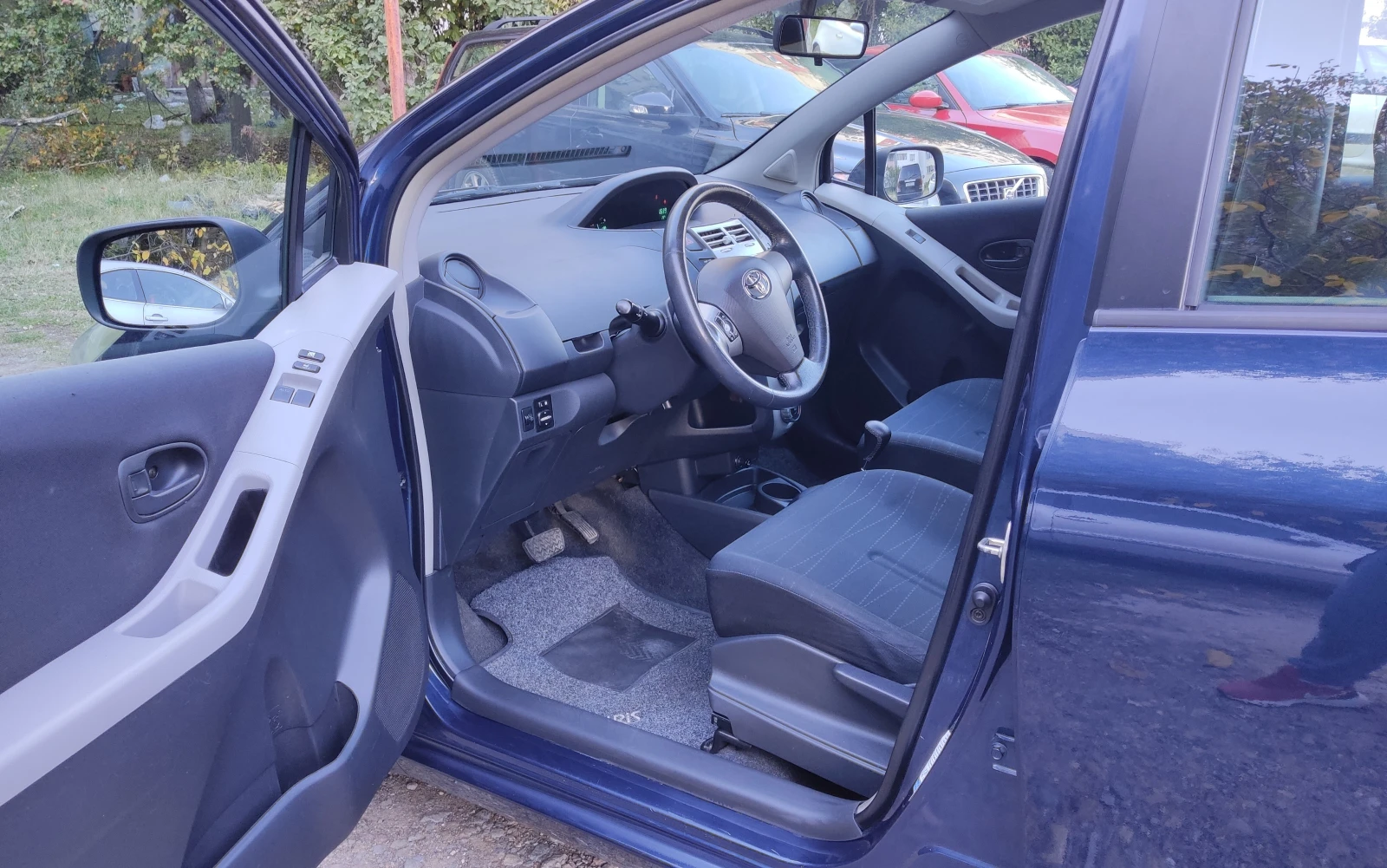 Toyota Yaris 1.4d АВТОМАТ КЛИМА - изображение 3 | Auto.bg Toyota Yaris 1.4d АВТОМАТ КЛИМА - изображение 3