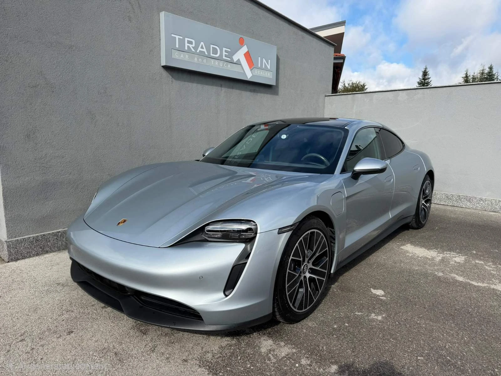Porsche Taycan 4 | Auto.bg — изображение 1 Porsche Taycan 4 | Auto.bg — изображение 1