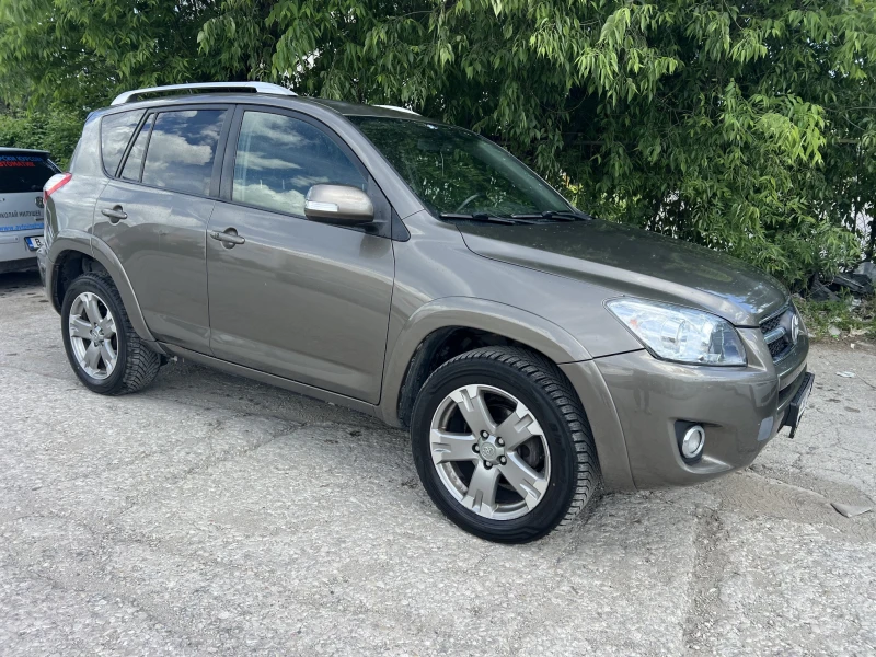 Toyota Rav4 2.2 D-CAT - 5000 € / 9779.15 лв. - 46817812 1 | Car24.bg Toyota Rav4 2.2 D-CAT - 5000 € / 9779.15 лв. - 46817812 1