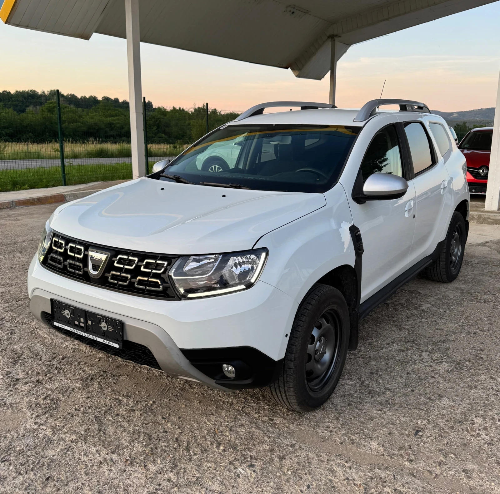 Dacia Duster 84000км | Auto.bg — изображение 1 Dacia Duster 84000км | Auto.bg — изображение 1