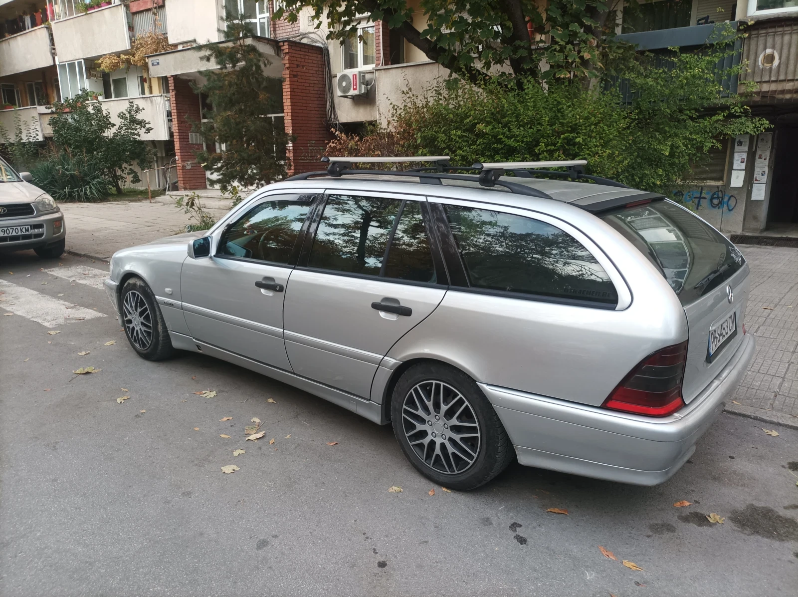 Mercedes-Benz C 220  - изображение 6 | Auto.bg Mercedes-Benz C 220  - изображение 6