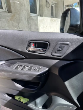 Honda Cr-v 2.0 i-VTEC (155 Hp) AWD Automatic - 13500 € / 26403.70 лв. - 34081672 12 | Car24.bg Honda Cr-v 2.0 i-VTEC (155 Hp) AWD Automatic - 13500 € / 26403.70 лв. - 34081672 12