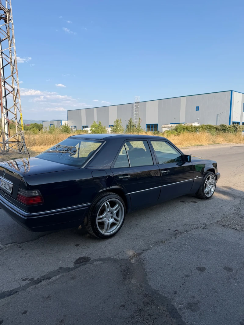 Mercedes-Benz E 220 124 - 6499 € - 44816595 1 | Car24.bg Mercedes-Benz E 220 124 - 6499 € - 44816595 1