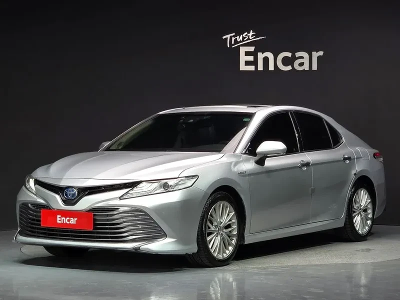 Toyota Camry (Xv70) 2.5 Xle Hybrid - 18172 € - 96364644 1 | Car24.bg Toyota Camry (Xv70) 2.5 Xle Hybrid - 18172 € - 96364644 1