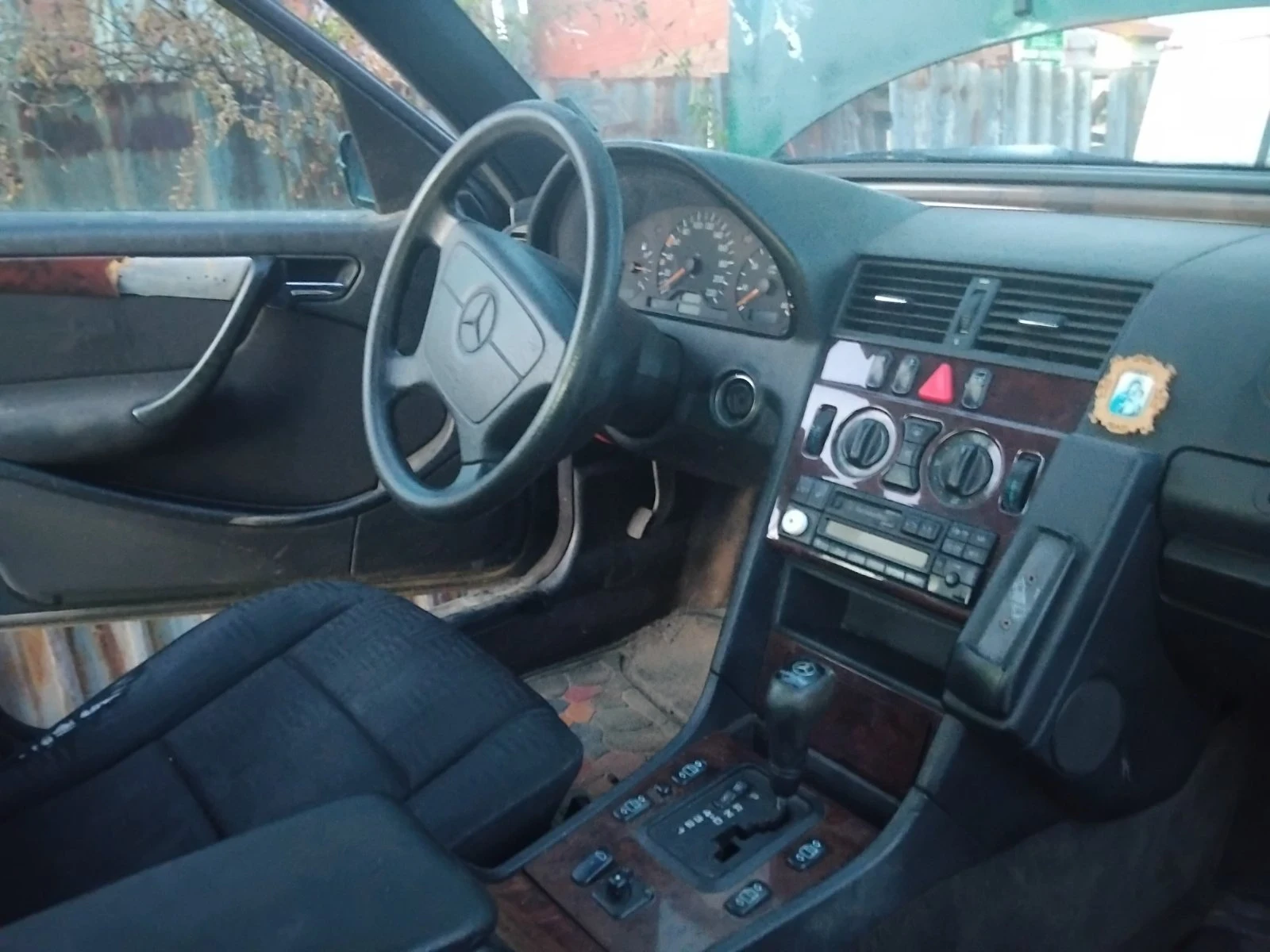 Mercedes-Benz C 250 250TD - изображение 4 | Auto.bg Mercedes-Benz C 250 250TD - изображение 4