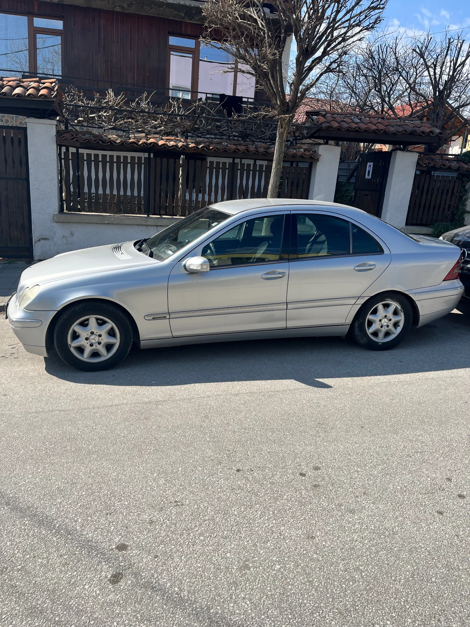Mercedes-Benz C 220 C 220 CDI | Auto.bg — изображение 1 Mercedes-Benz C 220 C 220 CDI | Auto.bg — изображение 1