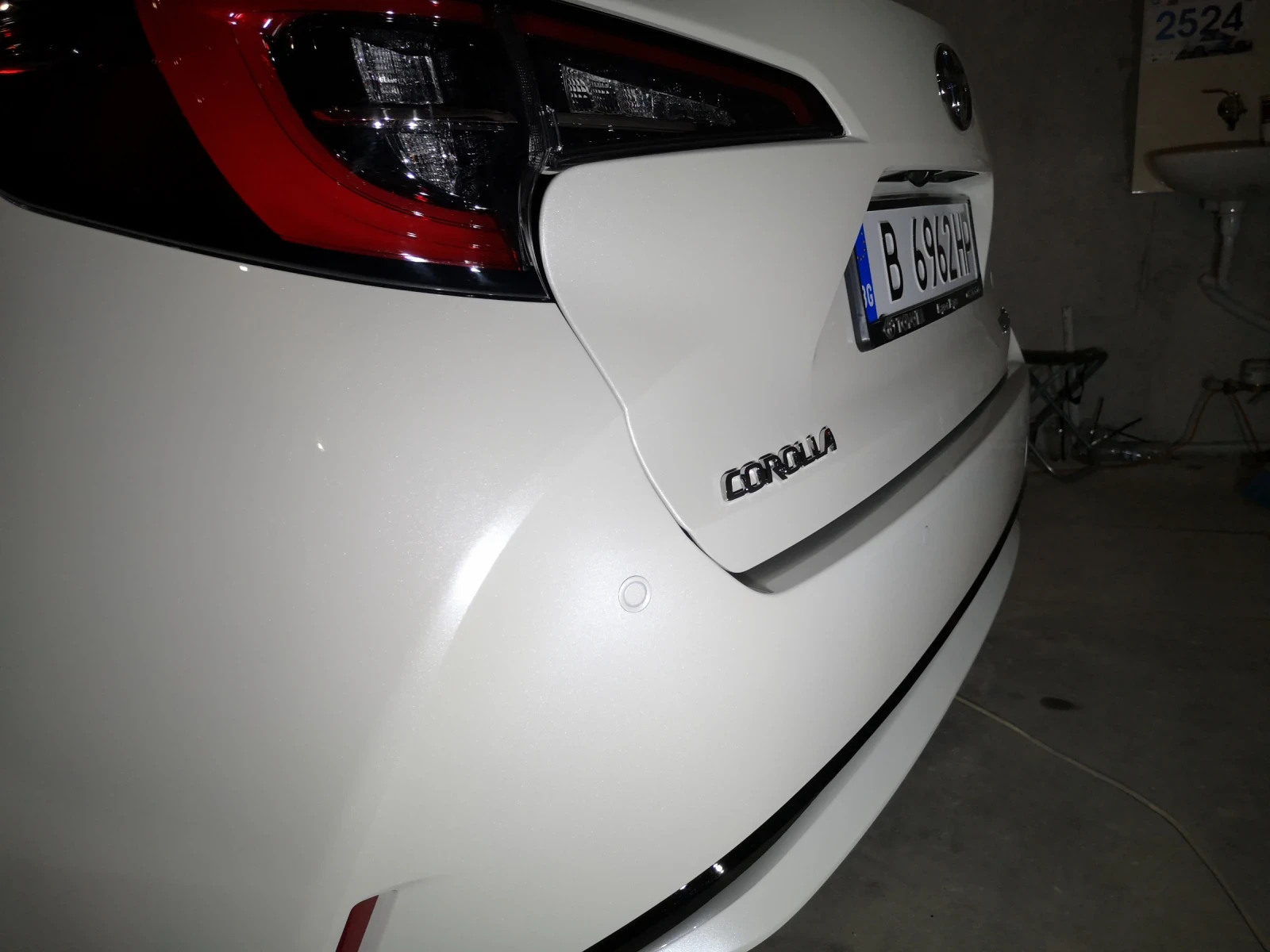 Toyota Corolla 1.8 hybrid Luxury version - изображение 7 | Auto.bg Toyota Corolla 1.8 hybrid Luxury version - изображение 7