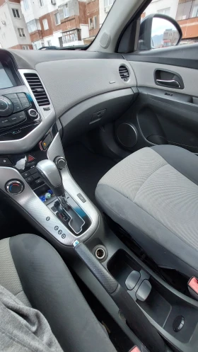 Chevrolet Cruze LT 2.0 VCDi 150 к.с - 2700 € - 56322946 8 | Car24.bg Chevrolet Cruze LT 2.0 VCDi 150 к.с - 2700 € - 56322946 8