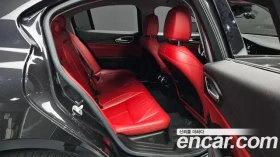 Alfa Romeo Giulia BLACK LIMITED EDITION / АВТОКРЕДИТ | Auto.bg — изображение 12 Alfa Romeo Giulia BLACK LIMITED EDITION / АВТОКРЕДИТ | Auto.bg — изображение 12