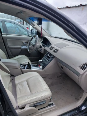 Volvo Xc90 2.4 - 6900 € / 13495.23 лв. - 10508193 10 | Car24.bg Volvo Xc90 2.4 - 6900 € / 13495.23 лв. - 10508193 10