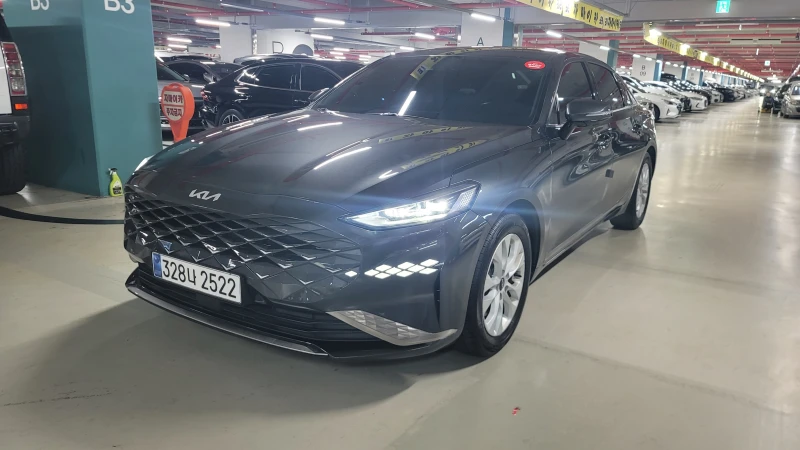 Kia K8 3.5 LPG, Гаранционни условия 1г. - 24542 € / 47999.98 лв. - 37180263 1 | Car24.bg Kia K8 3.5 LPG, Гаранционни условия 1г. - 24542 € / 47999.98 лв. - 37180263 1