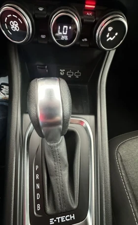 Renault Captur 1, 6 E-TECH 145 HEV BUSINESS.NAVI.LED.PDC.HYBRID - 29500 лв. / 15083.11 € - 69253642 12 | Car24.bg Renault Captur 1, 6 E-TECH 145 HEV BUSINESS.NAVI.LED.PDC.HYBRID - 29500 лв. / 15083.11 € - 69253642 12