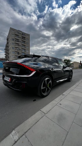 Kia EV6 GT 77.4kw ТОП Цена ! - 29750 € / 58185.94 лв. - 54728540 6 | Car24.bg Kia EV6 GT 77.4kw ТОП Цена ! - 29750 € / 58185.94 лв. - 54728540 6
